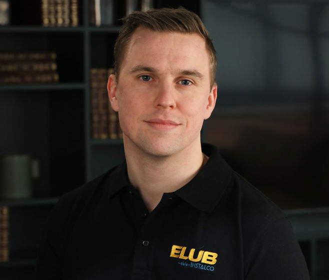 ADAM ALMQVIST-ELUB-ELEKTRIKER